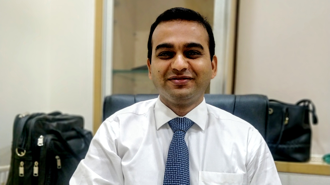 Cover photo of Dr. Nirmal Gujarathi - Best Gynaecologist in Mumbai, High Risk Pregnancy & Infertility Treatment in Andheri, Mumbai